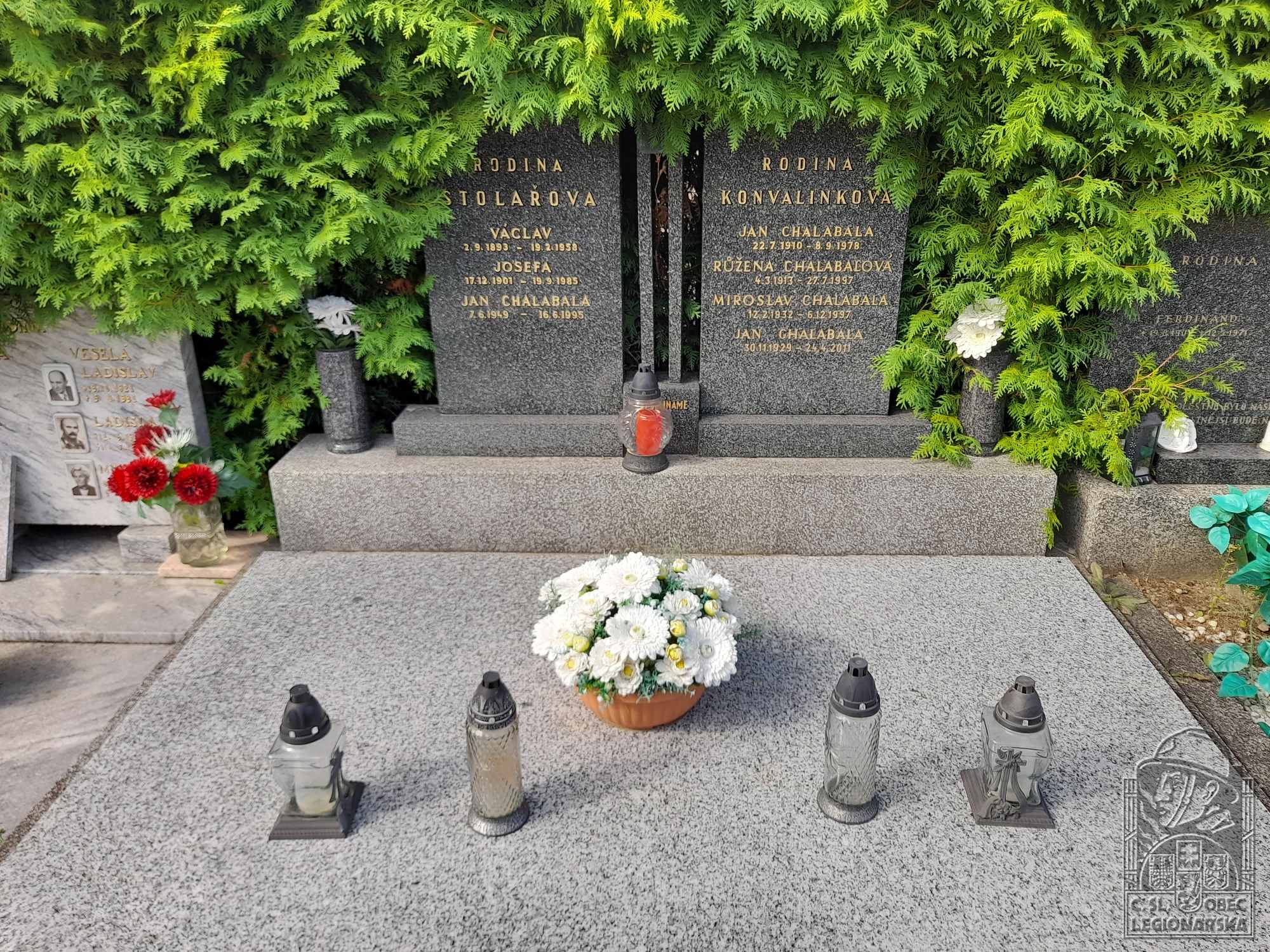 Hrob Václava Stolaře v Brně-Líšni (102886.800)