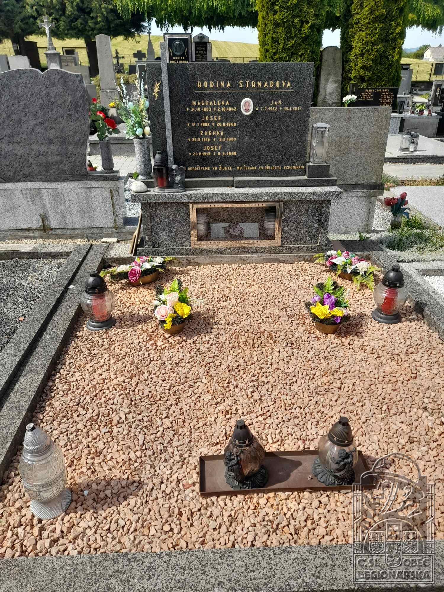 Hrob v Dolních Studénkách (103956.800)