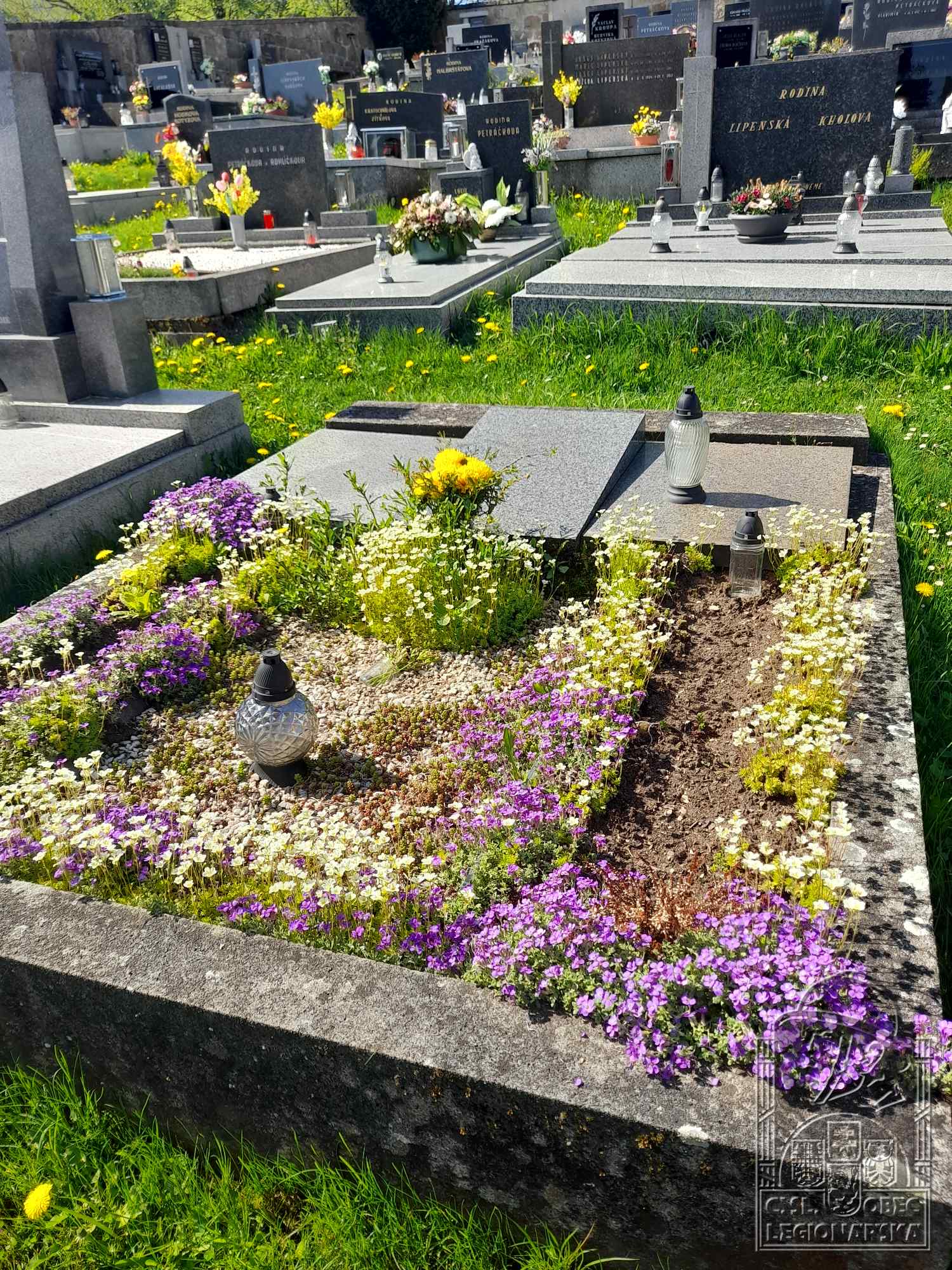 Hrob v Hnátnici (110841.600)