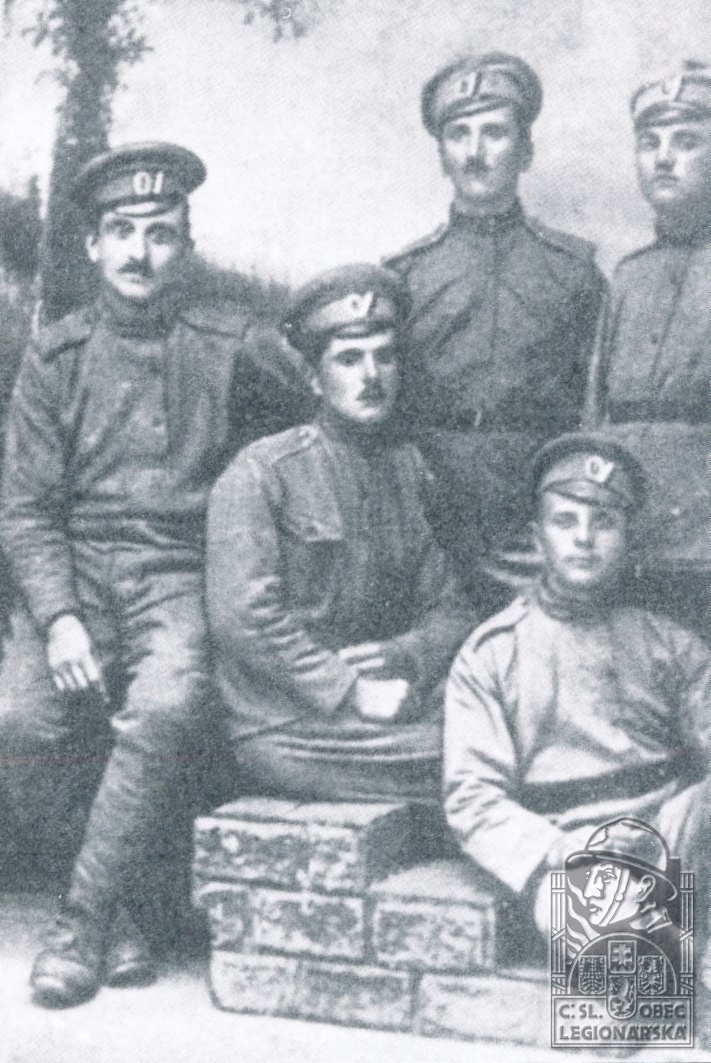 Legionáři z Jílemnice v Kyjevě, zleva František Kühnel, Karel Kosáček, Otakar Kučera, Josef Lauer, Alois Fišera (Vondráčková D. Legionáři... okr. Semily. Semily, 2002) (11123.002)