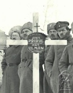 Hrob Antonína Ulmana a Ant. Přibyla, Čeljabinsk (115883.500)