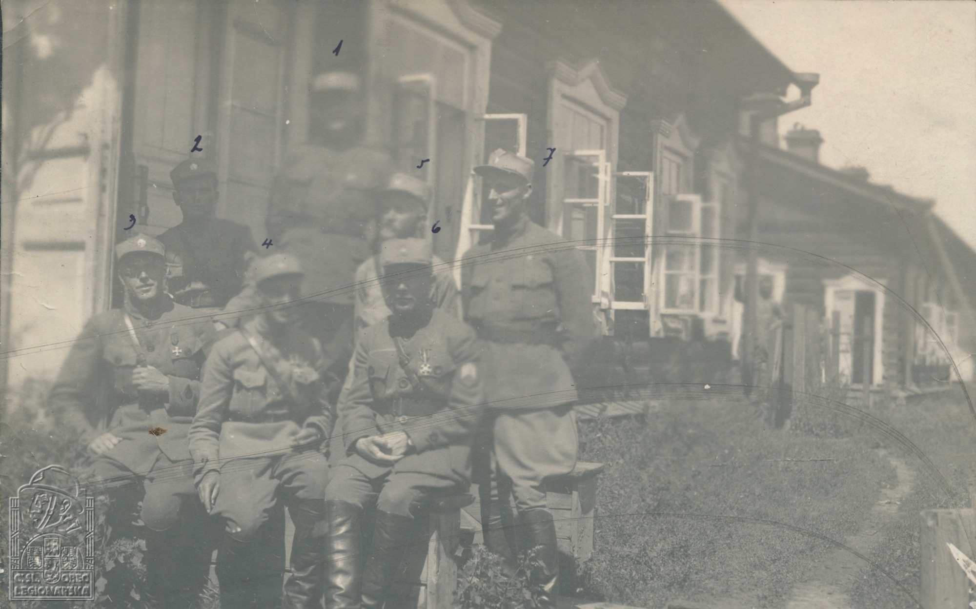 Skupina důstojníků (122701.010)