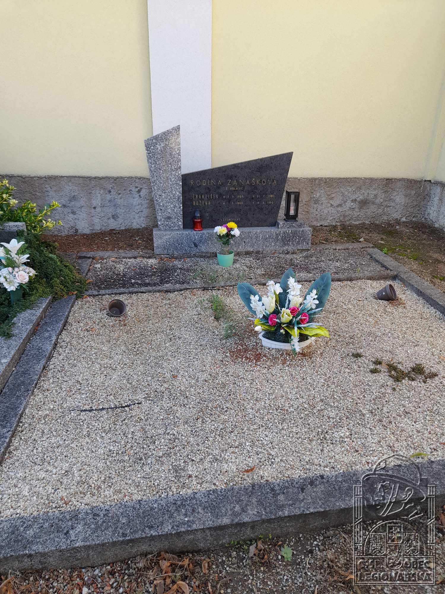 Hrob v Rajhradu (129303.800)