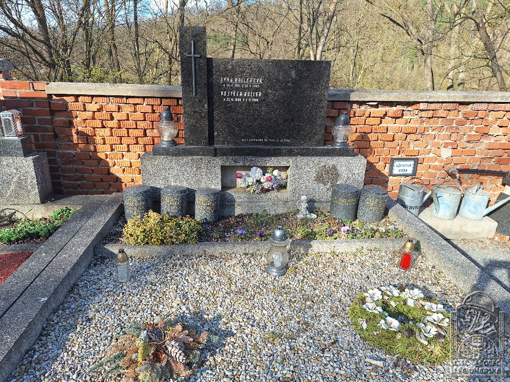 Hrob v Náměšti nad Oslavou (134521.800)