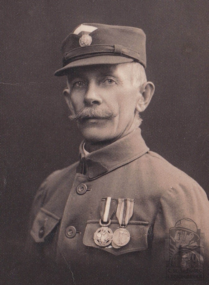 František Bezdíček