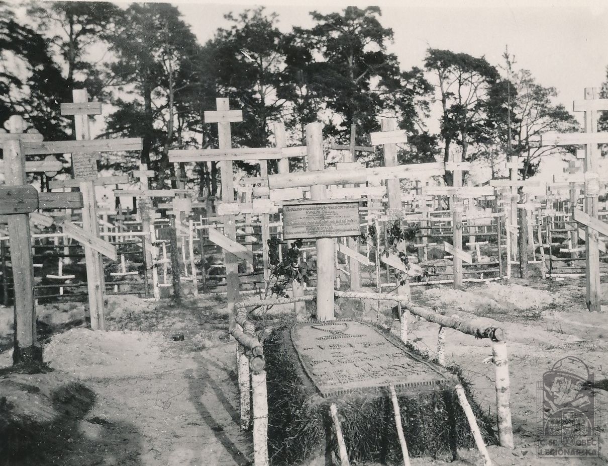 Hrob čs. legie v Rusku naše první ztráta. Hrob bratra Franty, kuchaře 8. roty 3. stř. pluku - 1917 (VÚA) (22363.500)