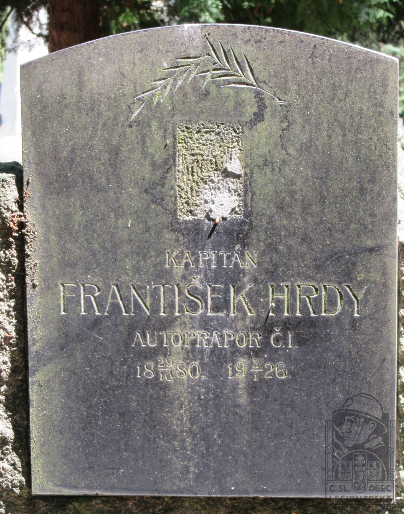 Náhrobní deska Františka Hrdého (29.10.1880)
