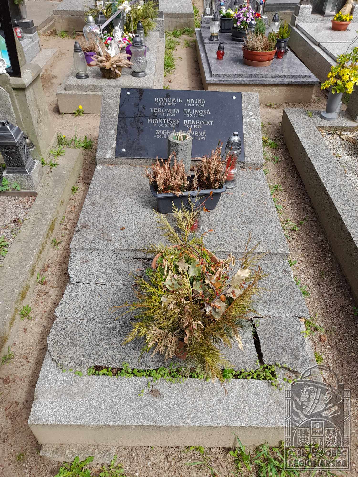 Hrob v Chocni (30522.800)