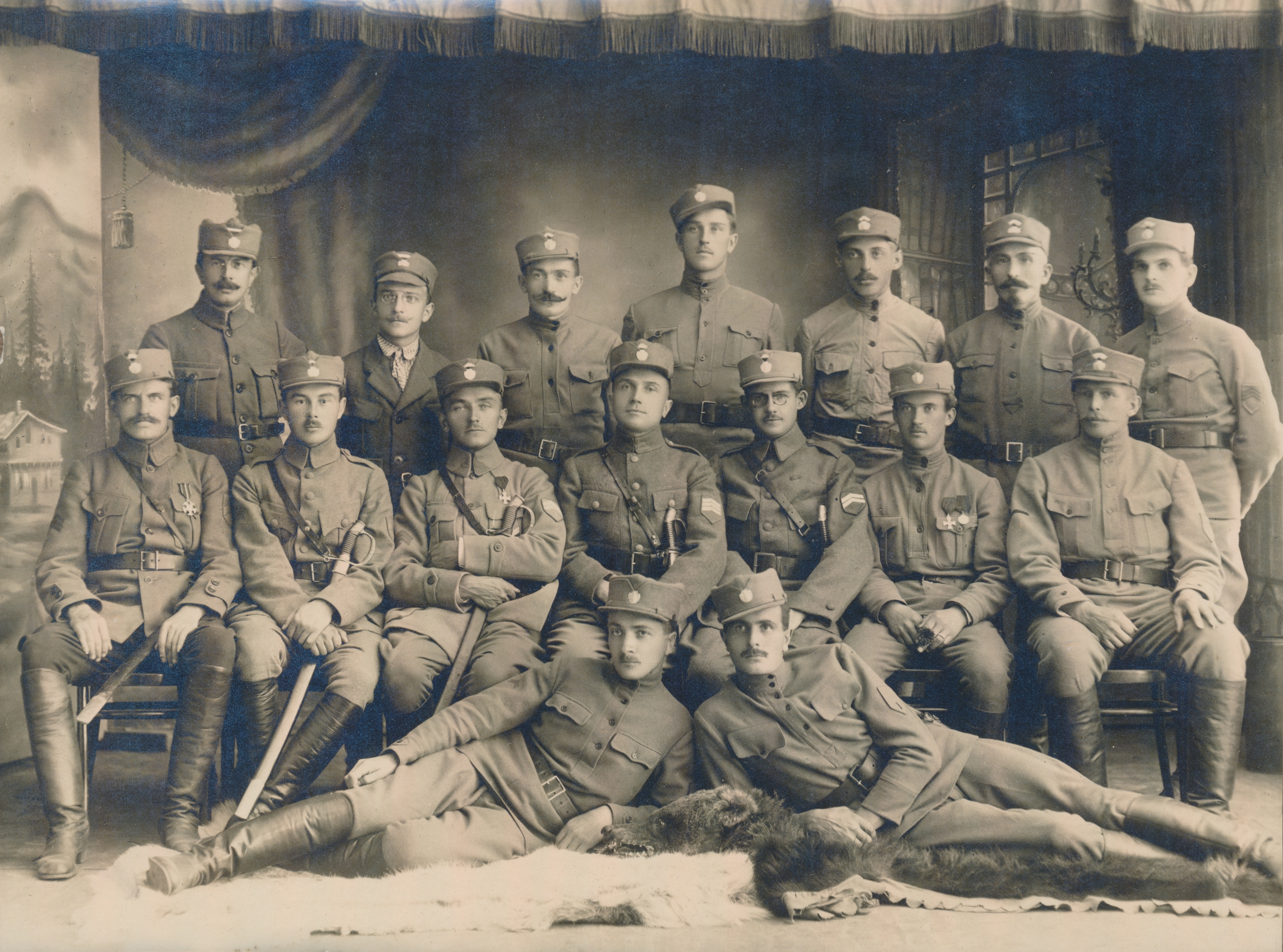 Skupinový snímek 1. divize, Irkutsk 1919
