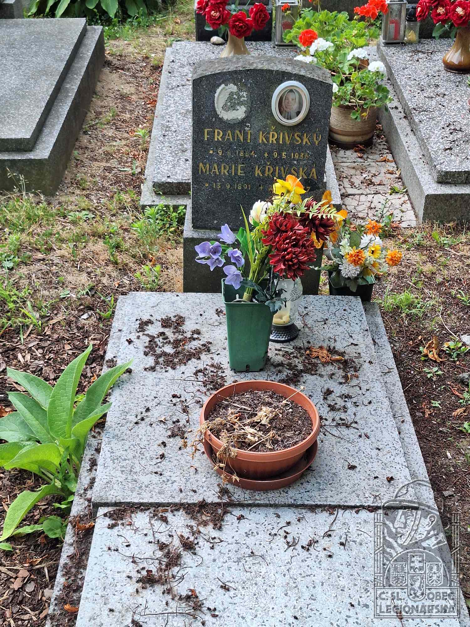 Hrob v Hradišti u Nasavrk (39980.800)