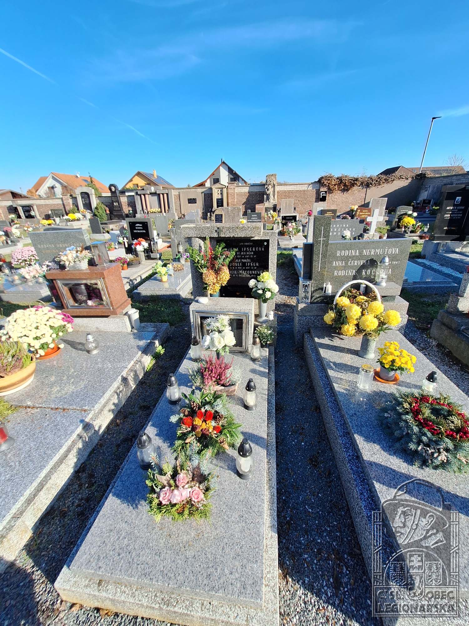 Hrob v Třebosicích (40534.800)