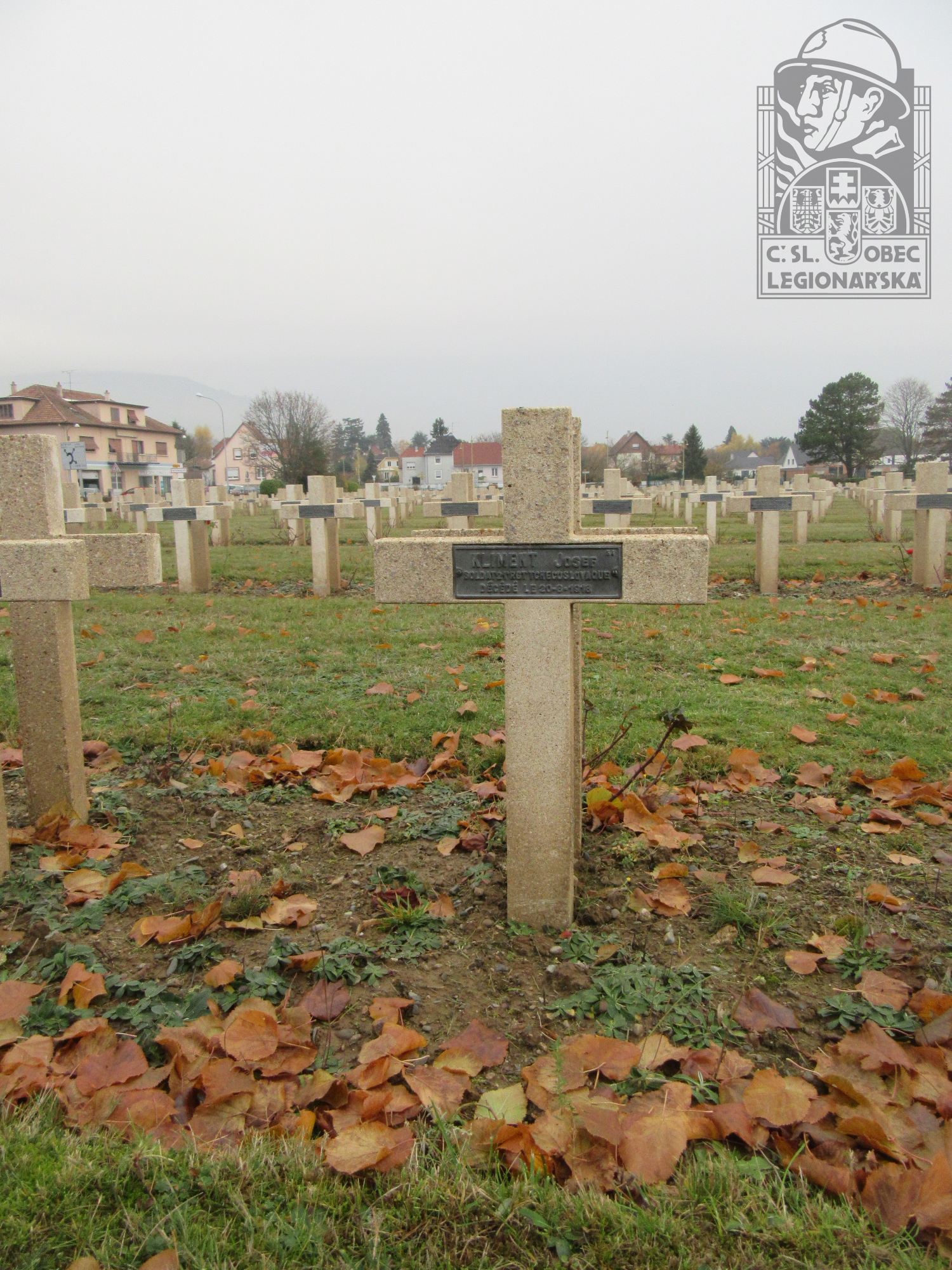 Hrob Josefa Klimenta na vojenském hřbitově v Cernay (45260.001)