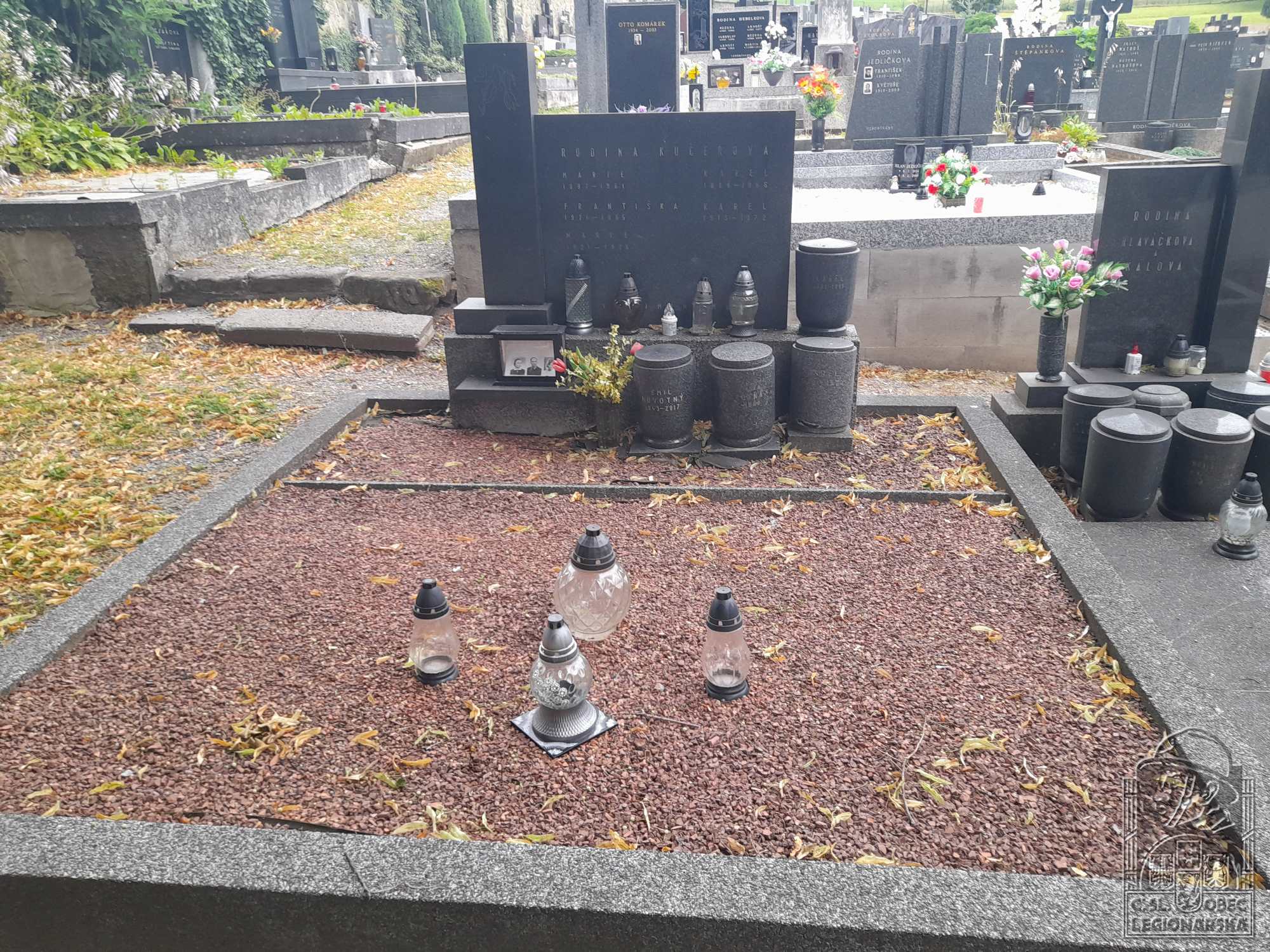 Hrob v Rájci-Jestřebí (55141.800)