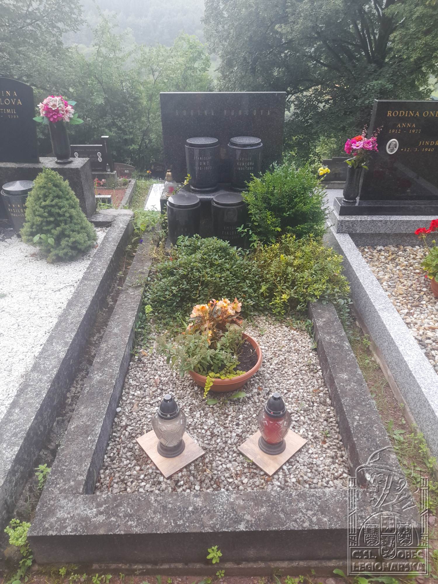 Hrob Lažánky (55534.500)