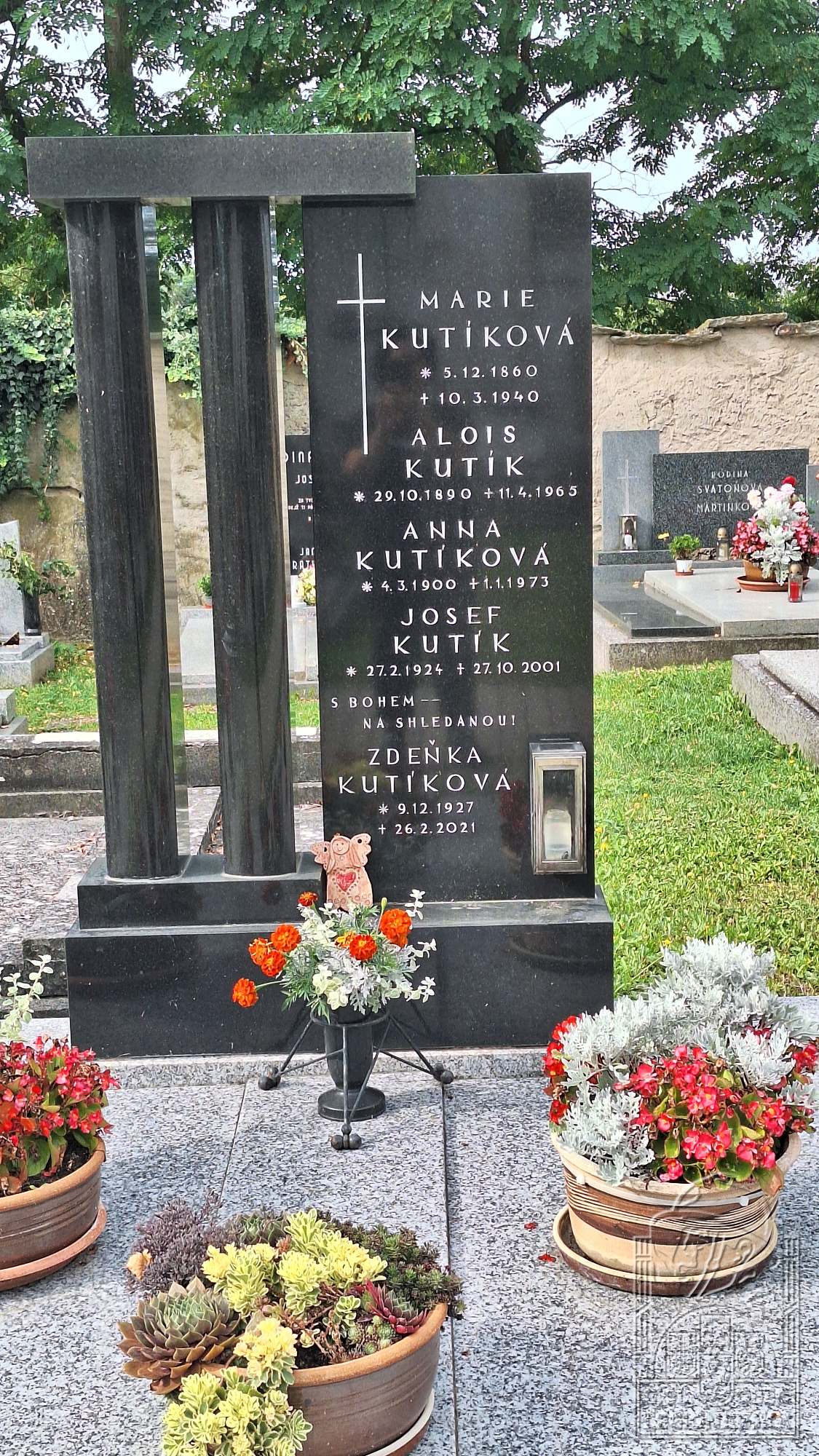 Hrob Trnov (55645.500)