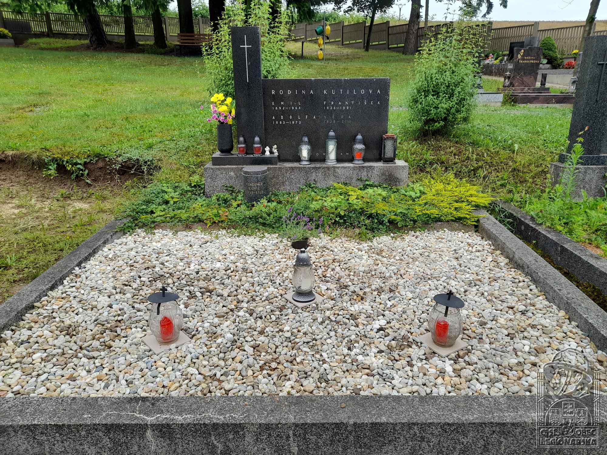 Hrob v Ráječku (55659.800)