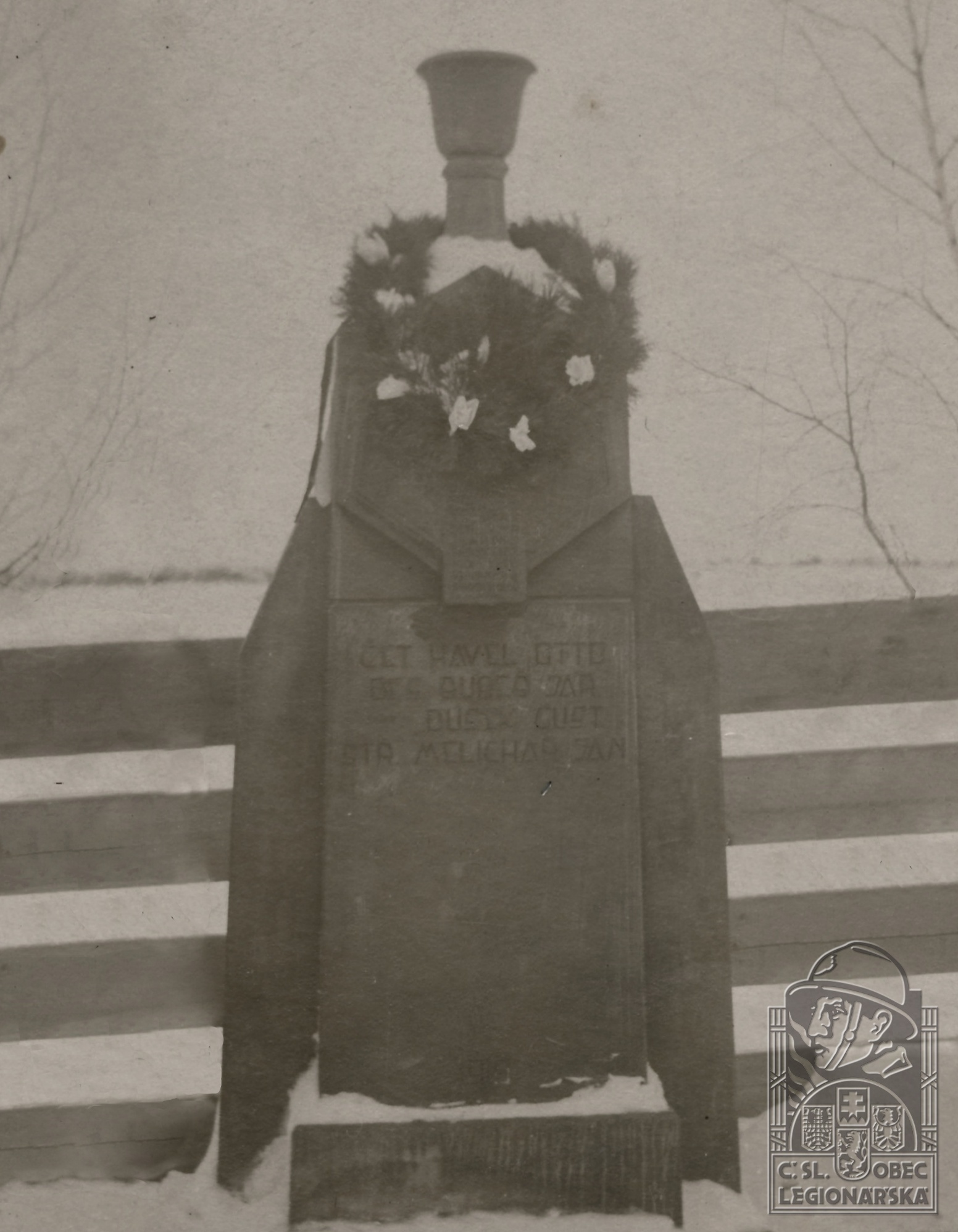 Pomník padlých bratrů v Polovině (57044.009)