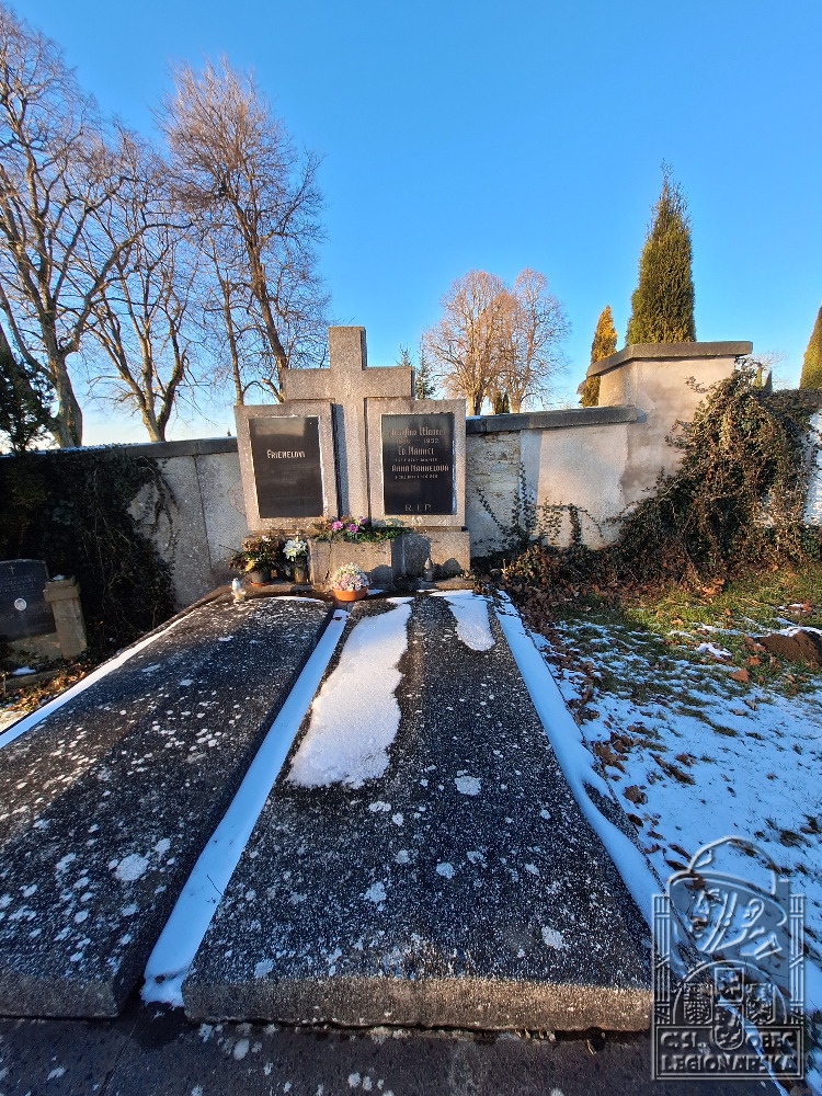 Hrob v Rokytnici (70795.800)