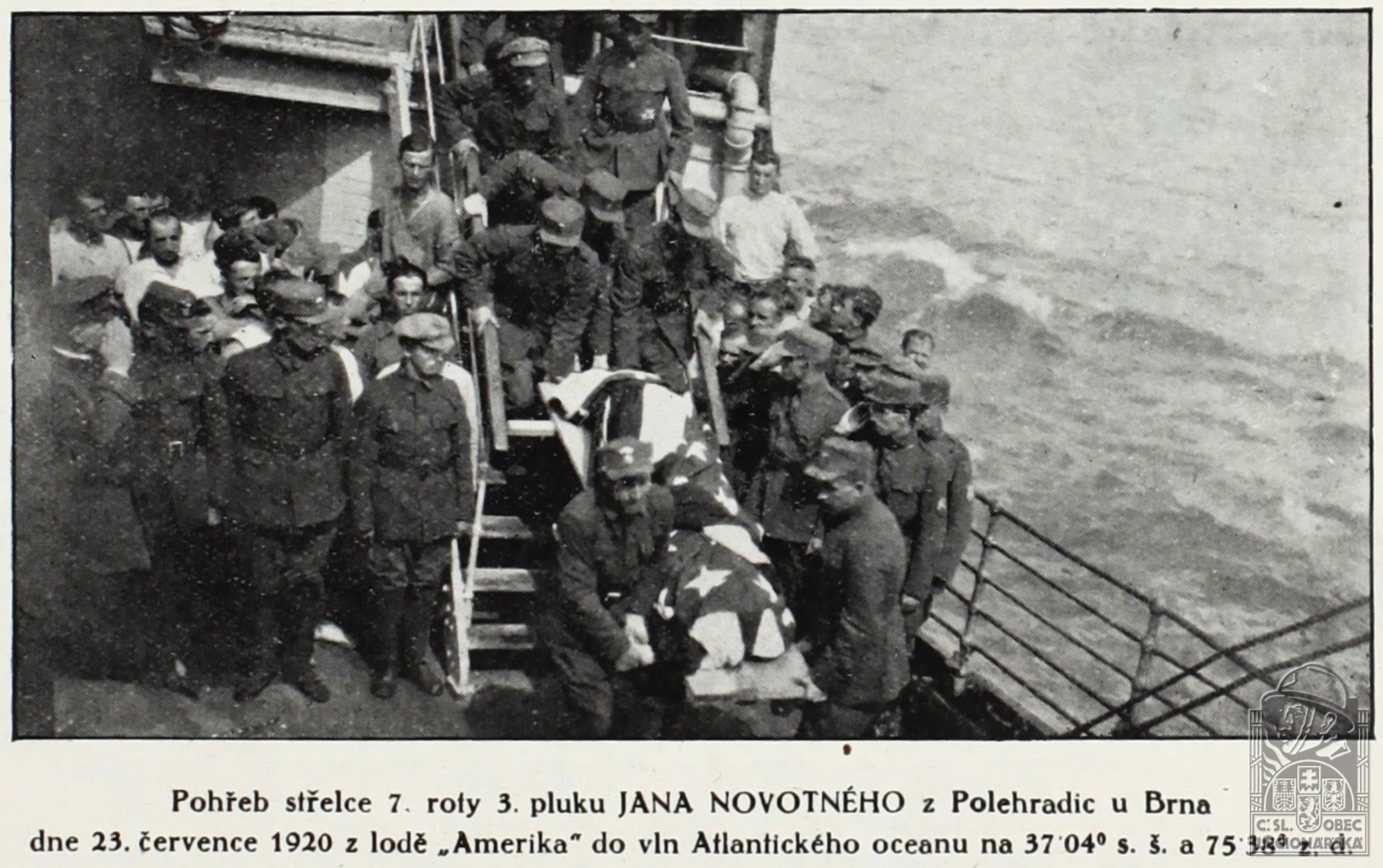 Pohřeb střelce Jana Novotného 23.7.1920 z lodě Amerika (Sibiřská pětka 1.11.1925) (79606.500)