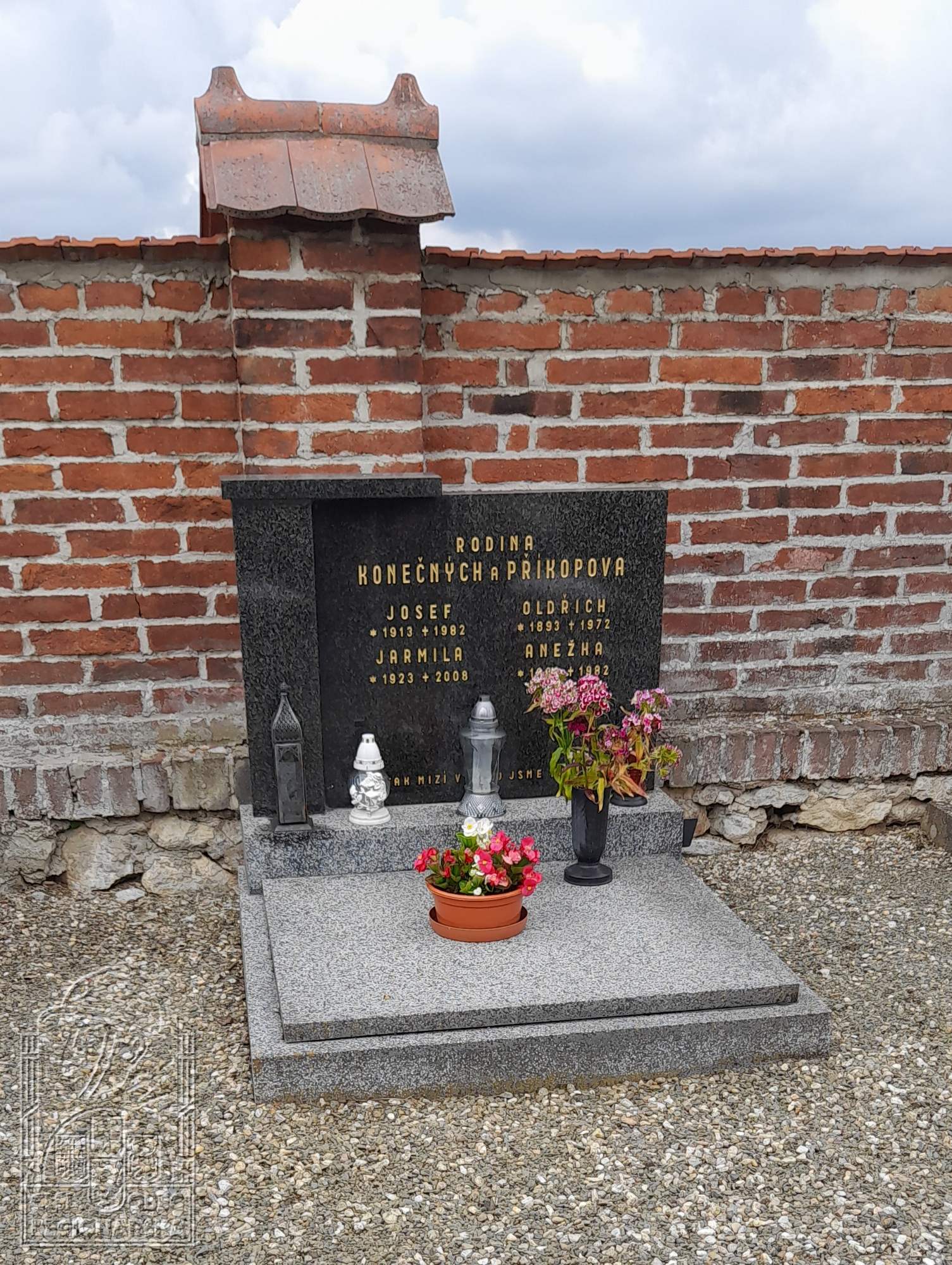 Hrob Červené Lhotě u Litovle (87982.500)