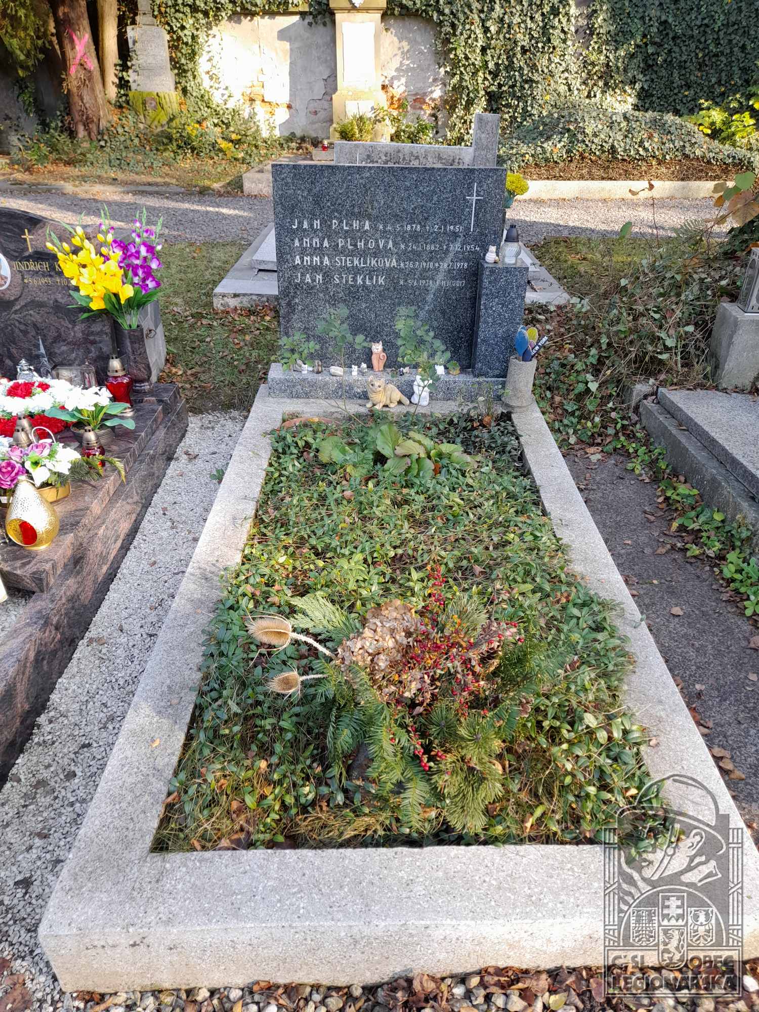 Hrob Jana Plhy v Ústí nad Orlicí (89785.800)