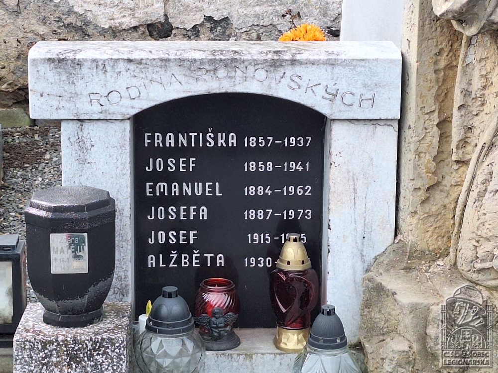 Hrob v Novém Veselí (90838.800)